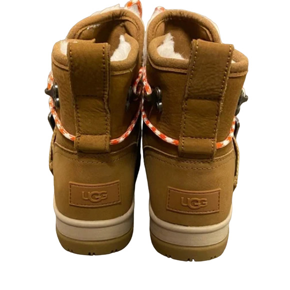 NWT UGG | Classic Weather Hiker Boots In Chestnut Size 5.5 - Picture 6 of 7